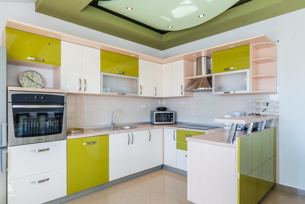 Crowonder Sun&Fun Holiday House With Large Swimming Pool, Playroom And Garden Бибинье Экстерьер фото